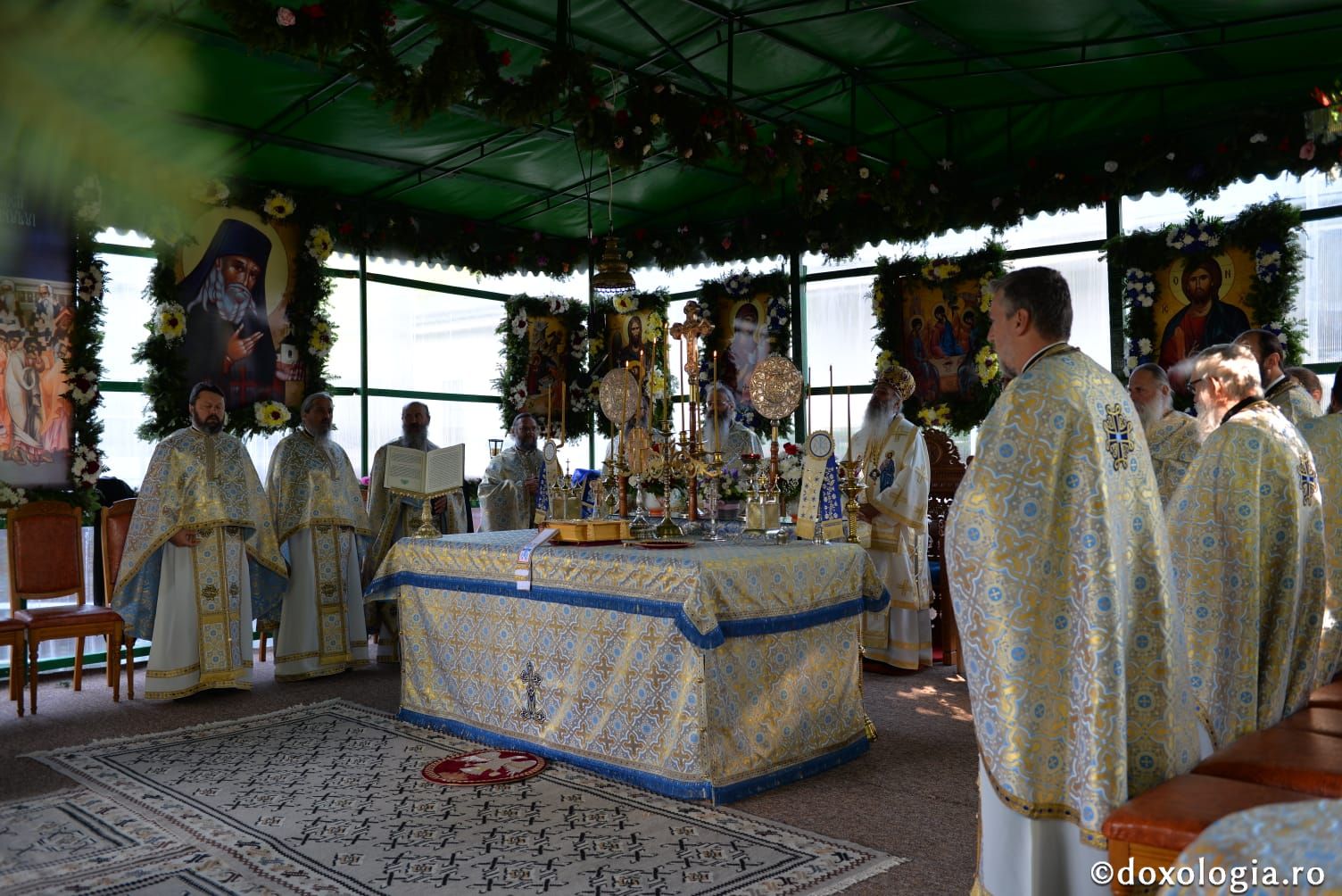 Sărbătorile Mănăstirii Văratec: IPS Teofan a slujit în cinstea Sfântului Gheorghe Pelerinul