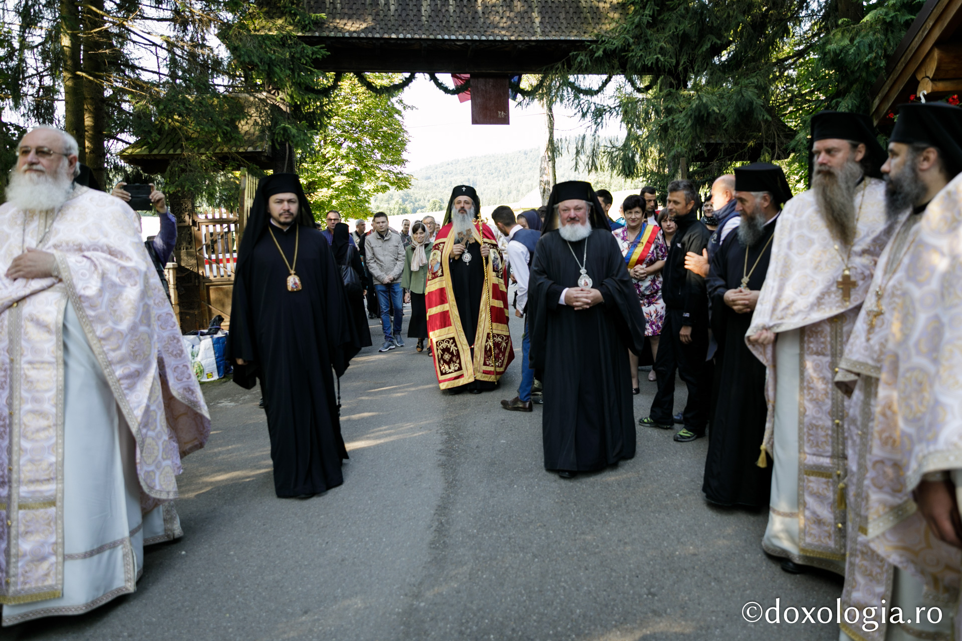 foto: Oana Nechifor Sărbătoarea Sfântului Ioan Iacob la Seminarul Teologic de la Mănăstirea Neamț – au început sărbătorile Sfinților Nemțeni