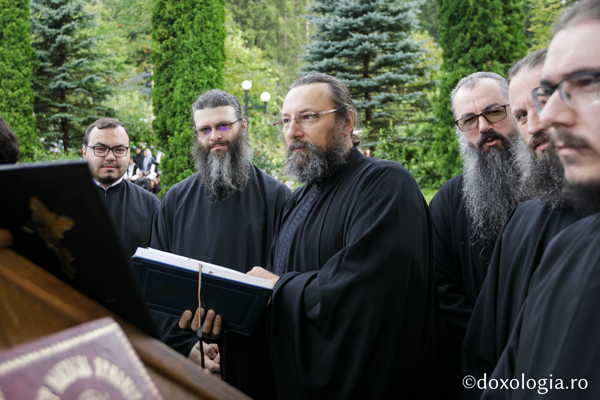 Sărbătoarea Sfintei Teodora de la Sihla la Mănăstirea Sihăstria: 4 ierarhi ai Bisericii noastre au oficiat Sfânta Liturghie