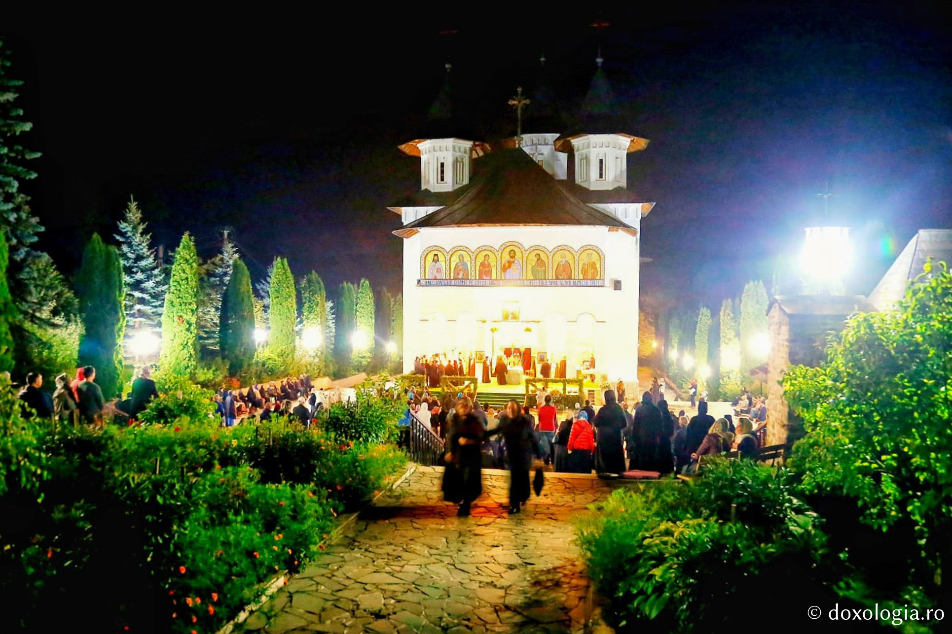 (Foto) Mănăstirea Sihăstria în ajunul hramului Sfintei Teodora de la Sihla