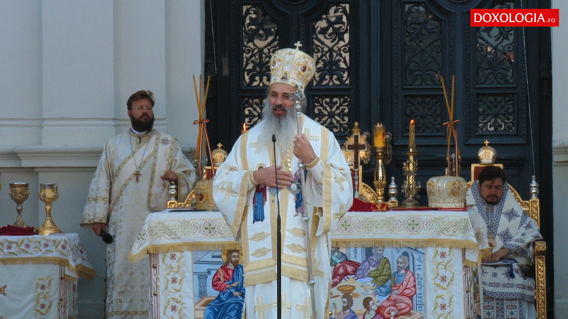 (Video) „Îl rog pe Dumnezeu să fiți urmași ai lui Hristos” - IPS Teofan