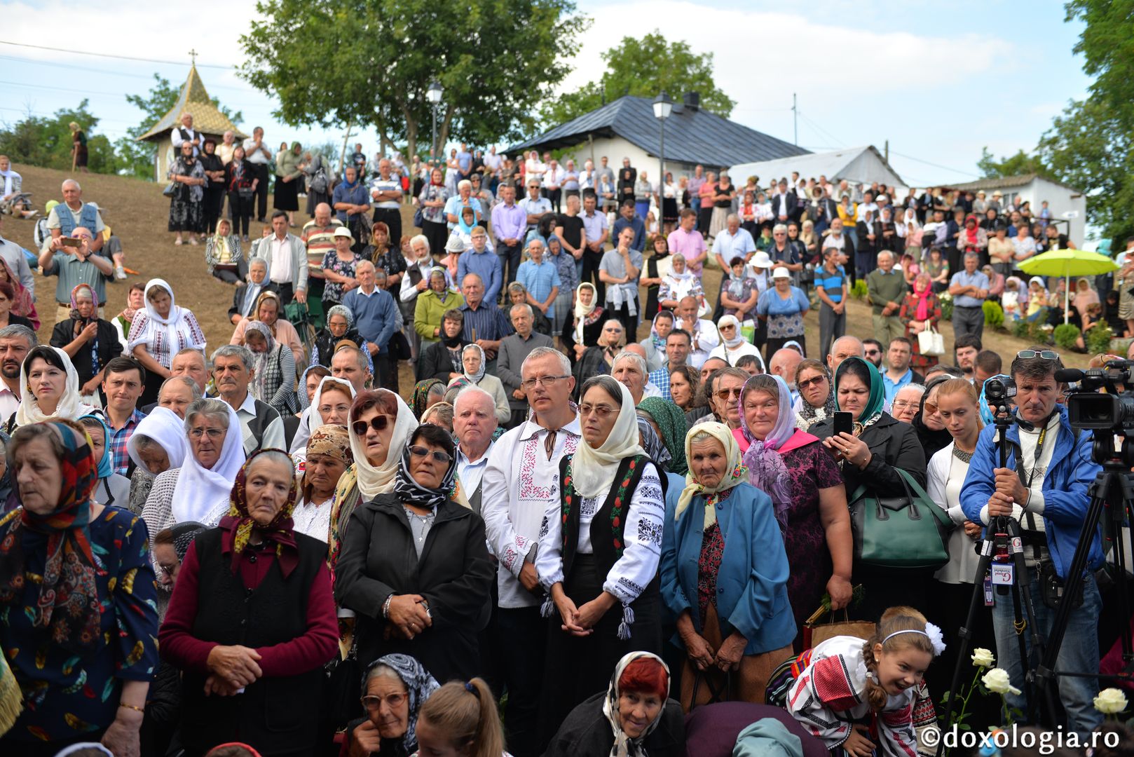 Mitropolitul Banatului a slujit la Schitul „Sfântul Ioan Iacob de la Neamț” din Crăiniceni - Horodiștea