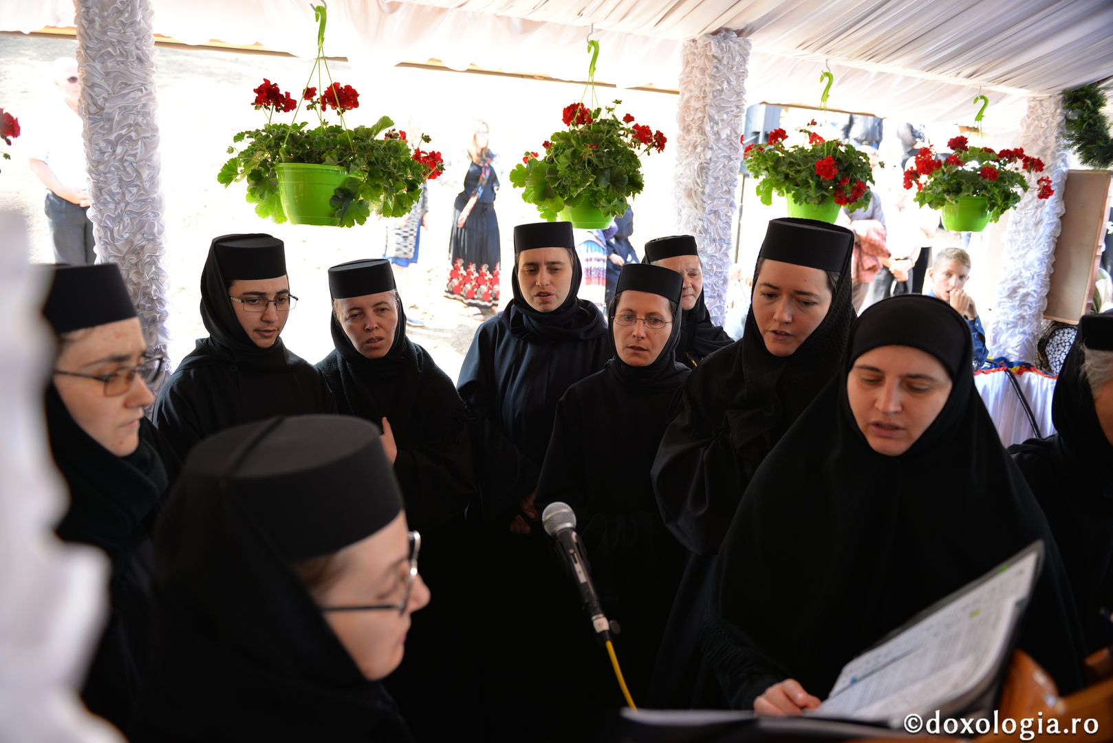 Mitropolitul Banatului a slujit la Schitul „Sfântul Ioan Iacob de la Neamț” din Crăiniceni - Horodiștea