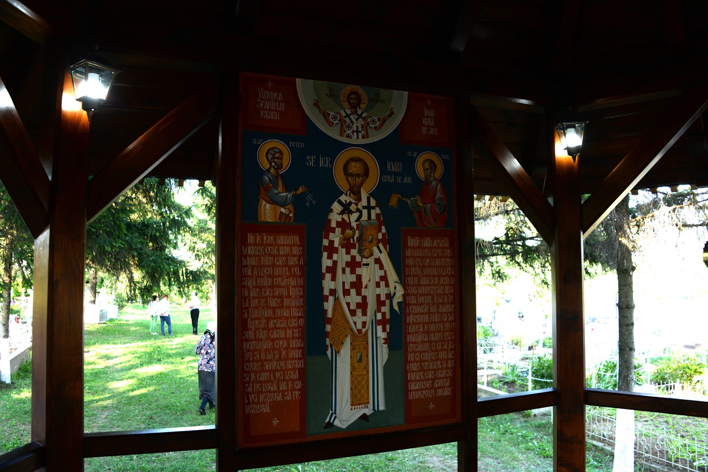 IPS Mitropolit Teofan a sfințit altarul de vară al Parohiei Poienița: a fost prima vizită a ierarhului în această localitate