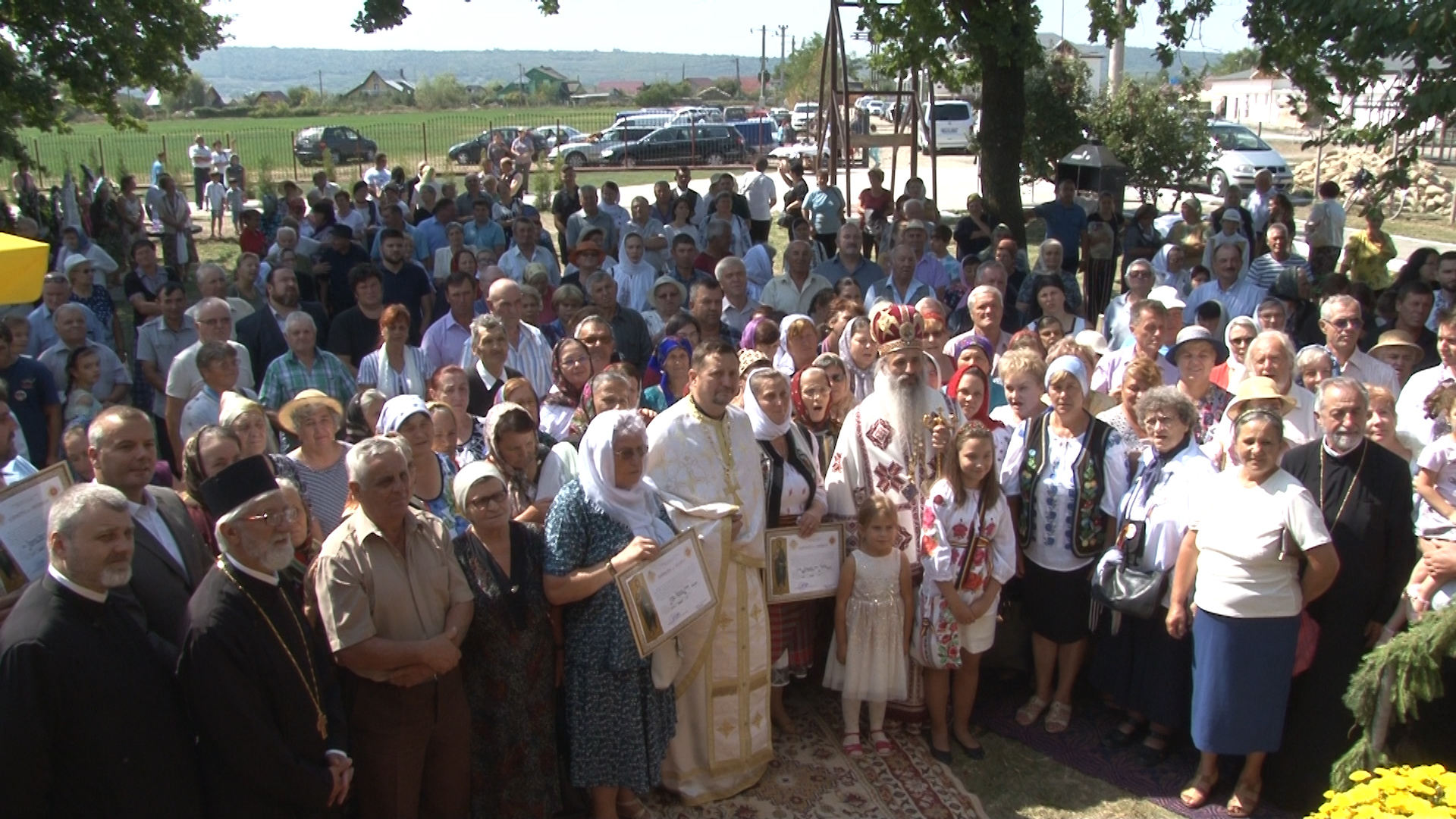 (Video) Biserica „Sfinții Arhangheli” din Sculeni a fost sfințită de IPS Mitropolit Teofan
