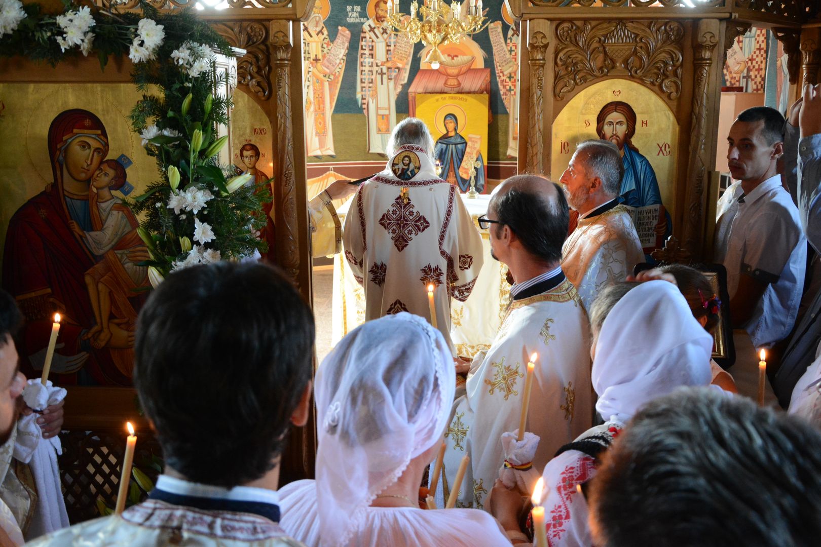 Biserica „Sfinții Arhangheli” din Sculeni a fost sfințită de IPS Mitropolit Teofan