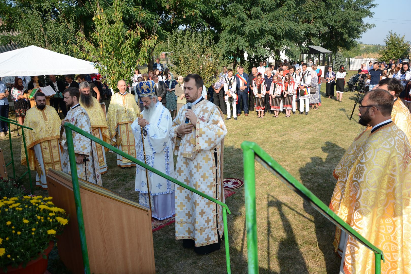 IPS Părinte Teofan în vizită pastorală la parohiile din județul Botoșani