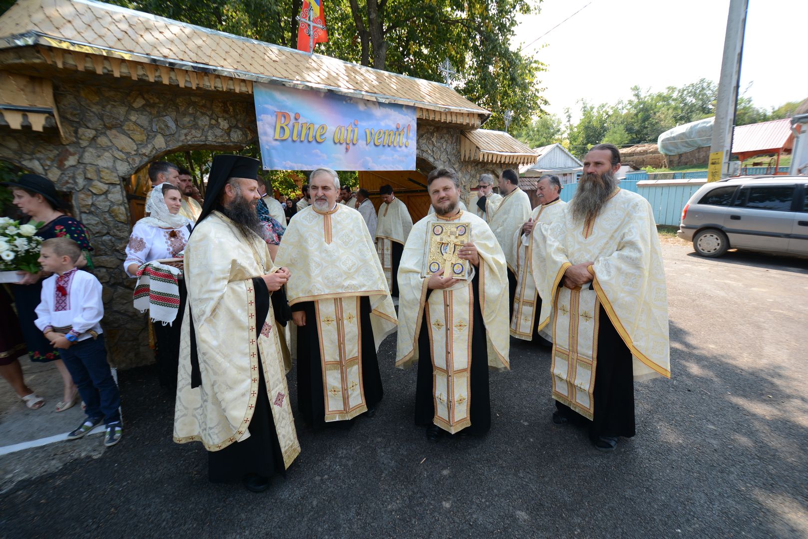 IPS Părinte Teofan în vizită pastorală la parohiile din județul Botoșani