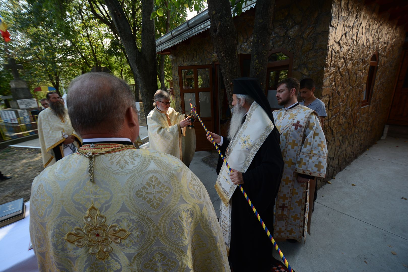 IPS Părinte Teofan în vizită pastorală la parohiile din județul Botoșani