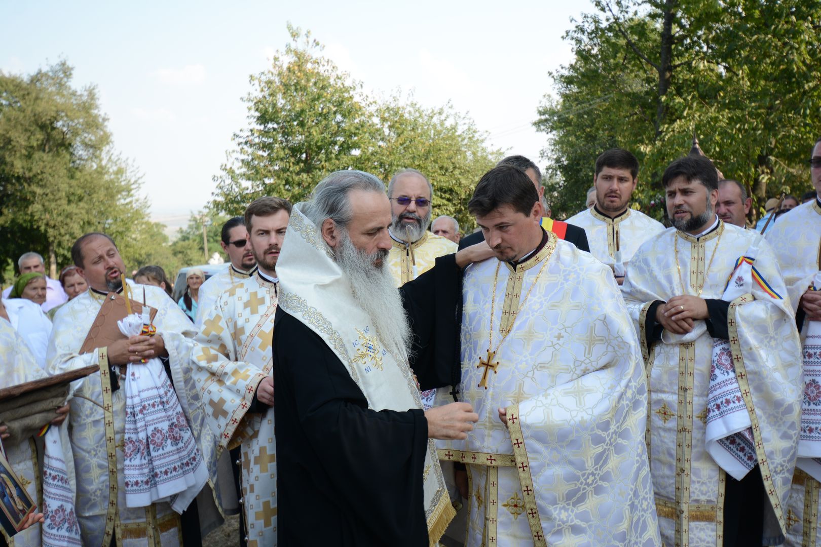 IPS Părinte Teofan în vizită pastorală la parohiile din județul Botoșani