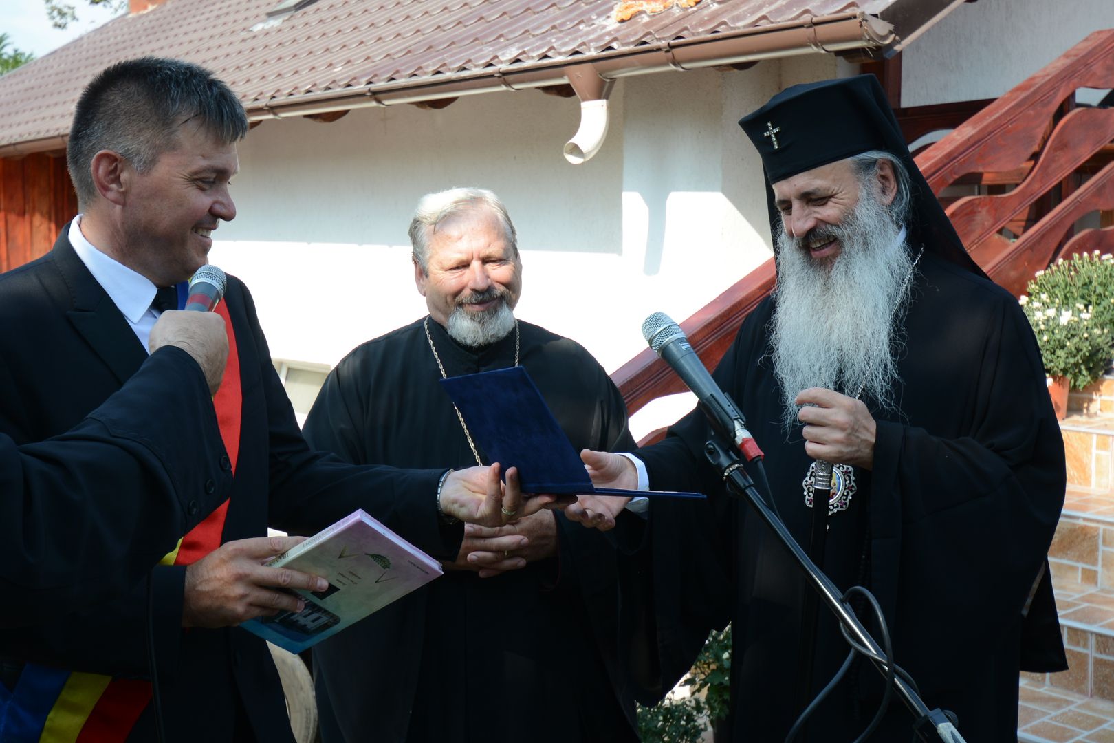 IPS Părinte Teofan în vizită pastorală la parohiile din județul Botoșani