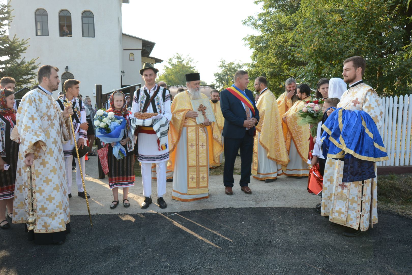 IPS Părinte Teofan în vizită pastorală la parohiile din județul Botoșani