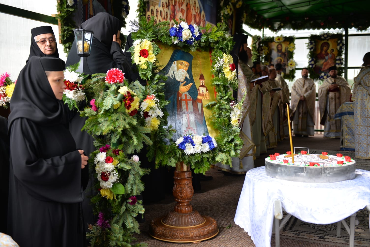 Sfântul Cuvios Iosif a fost pomenit la Mănăstirea Văratec – PS Veniamin: „Trebuie să ne folosim de fiecare moment al vieții pentru a ne sfinți viața”