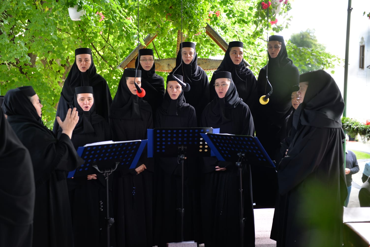 Sfântul Cuvios Iosif a fost pomenit la Mănăstirea Văratec – PS Veniamin: „Trebuie să ne folosim de fiecare moment al vieții pentru a ne sfinți viața”