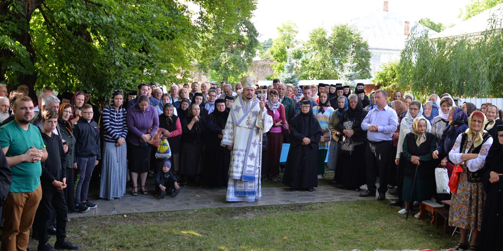 Sfântul Cuvios Iosif a fost pomenit la Mănăstirea Văratec – PS Veniamin: „Trebuie să ne folosim de fiecare moment al vieții pentru a ne sfinți viața”