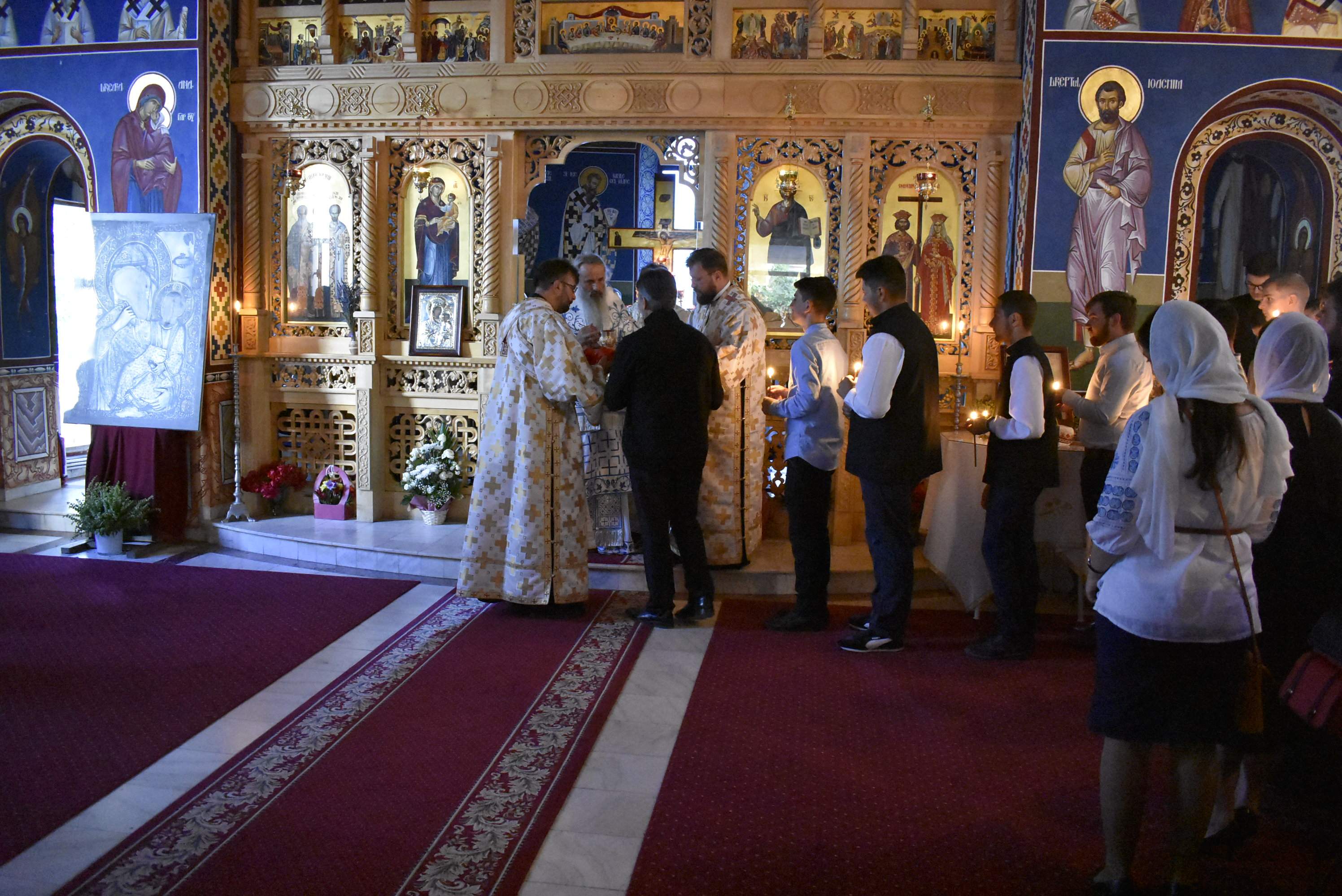 Binecuvântare arhierească pentru elevii ieşeni la început de an şcolar: „Şcoala românească are nevoie imensă de cerul credinţei, de lumina rugăciunii“