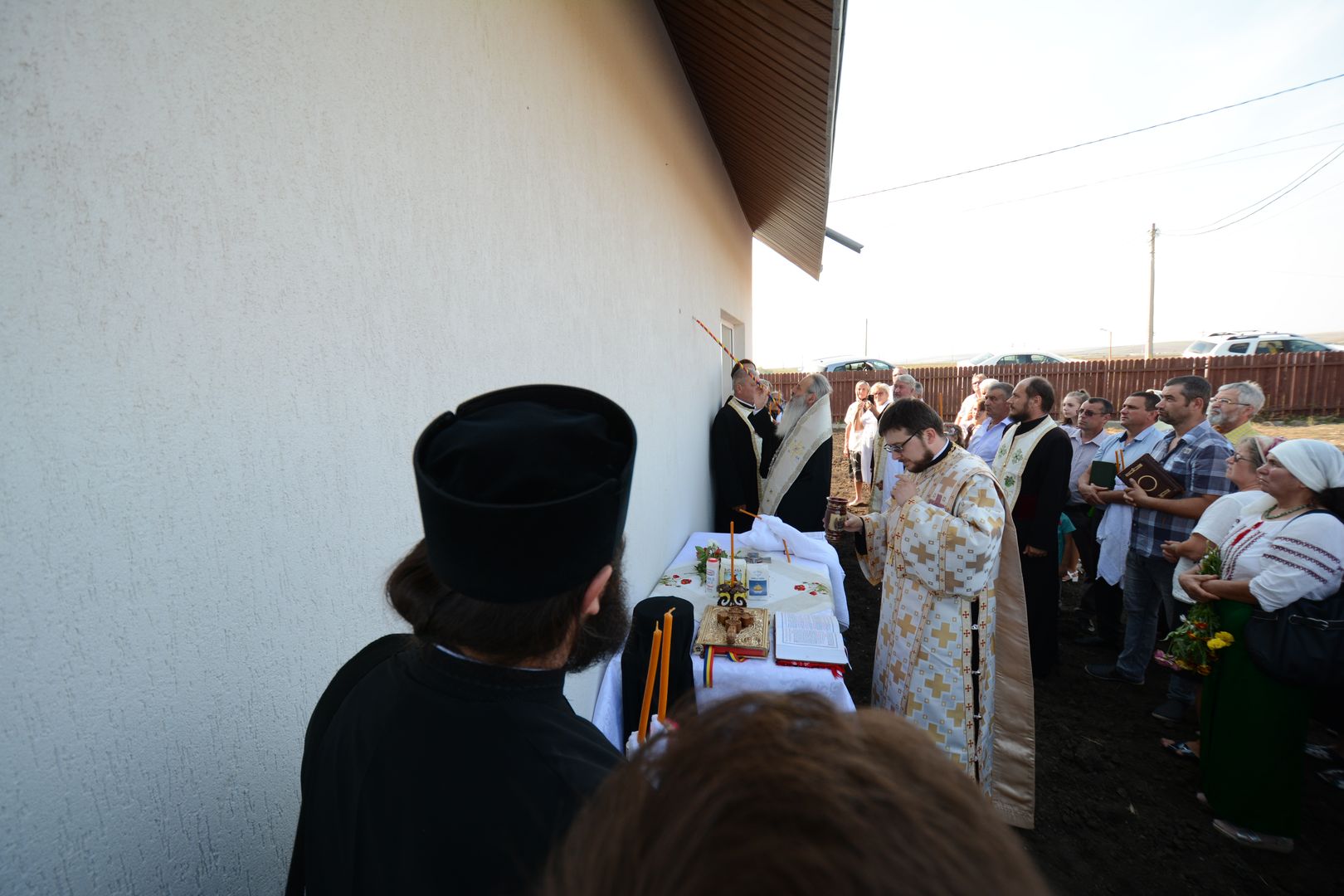 foto: Flavius Popa Sfințire de casă parohială și socială în comunitățile din Banu și Flămânzi