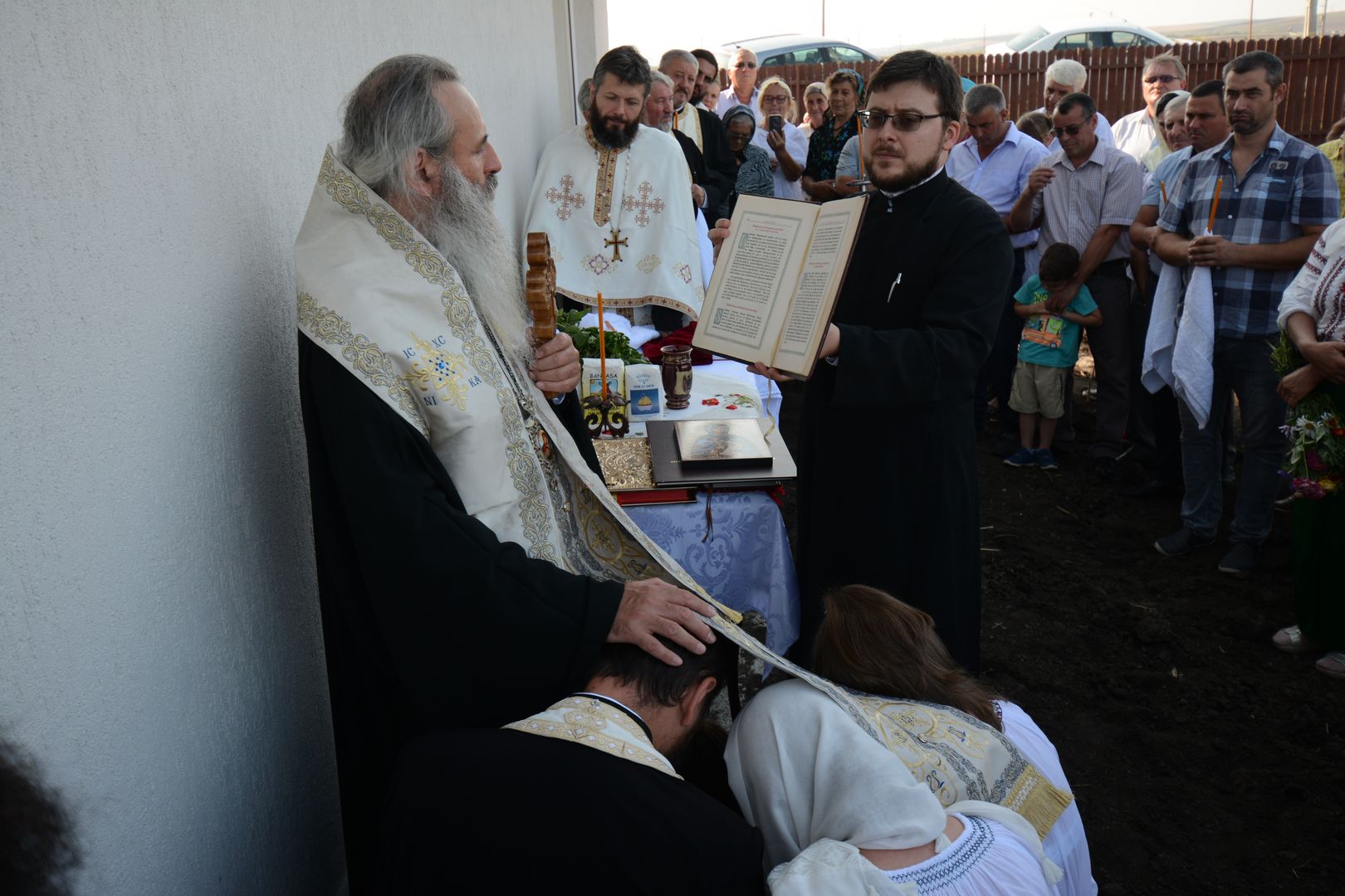 foto: Flavius Popa Sfințire de casă parohială și socială în comunitățile din Banu și Flămânzi