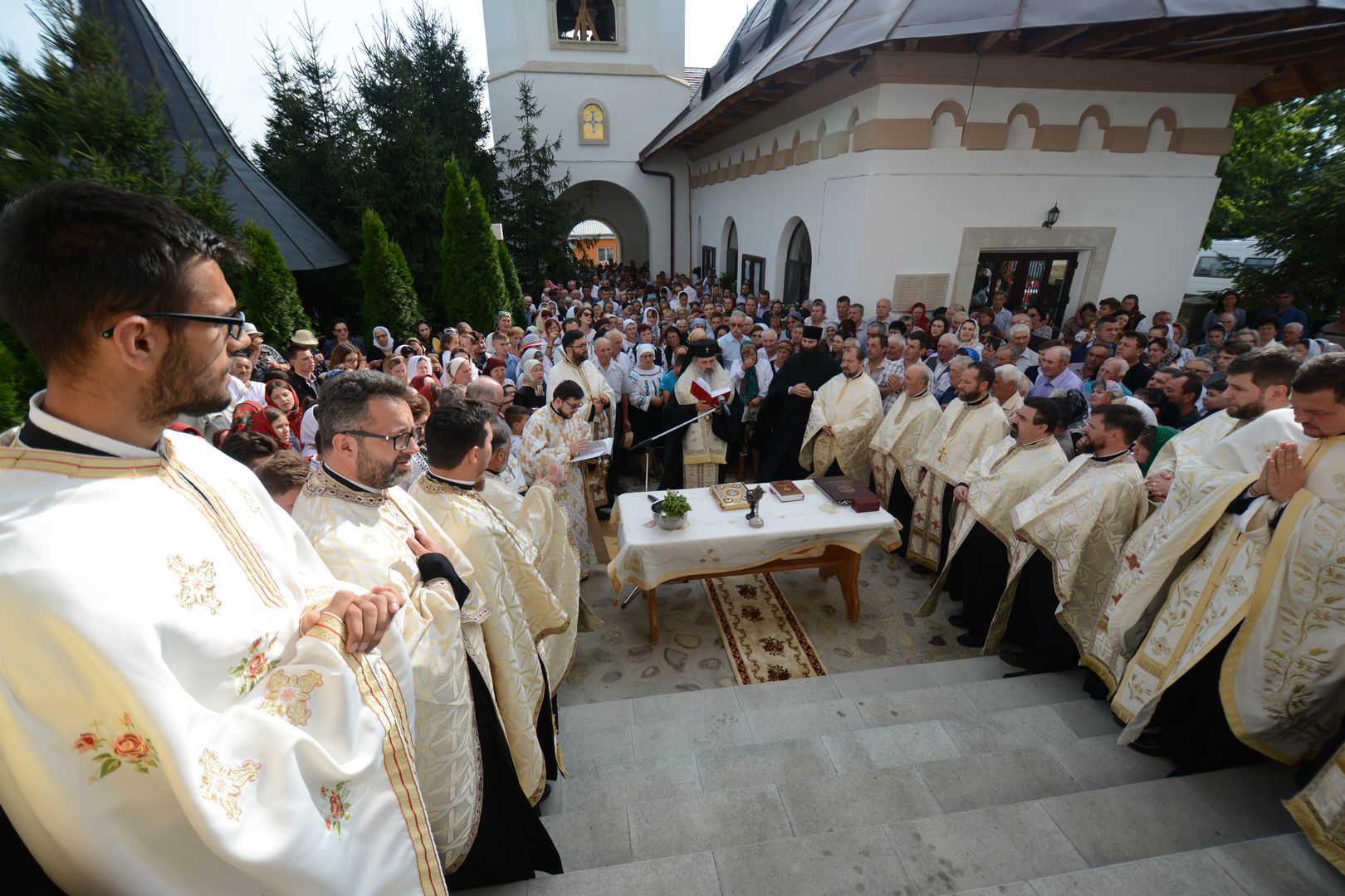 foto: Flavius Popa Sfințire de casă parohială și socială în comunitățile din Banu și Flămânzi