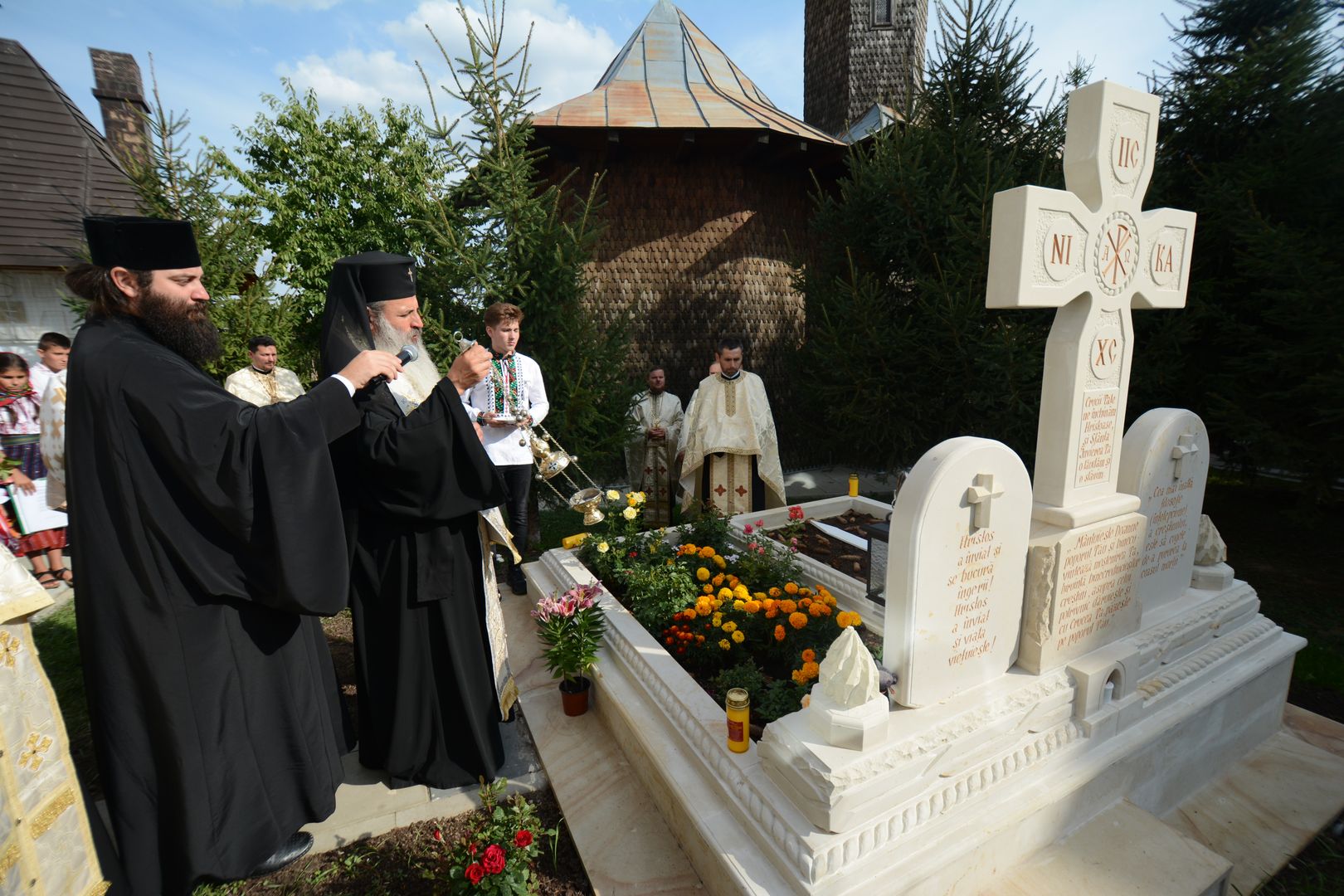 foto: Flavius Popa Sfințire de casă parohială și socială în comunitățile din Banu și Flămânzi