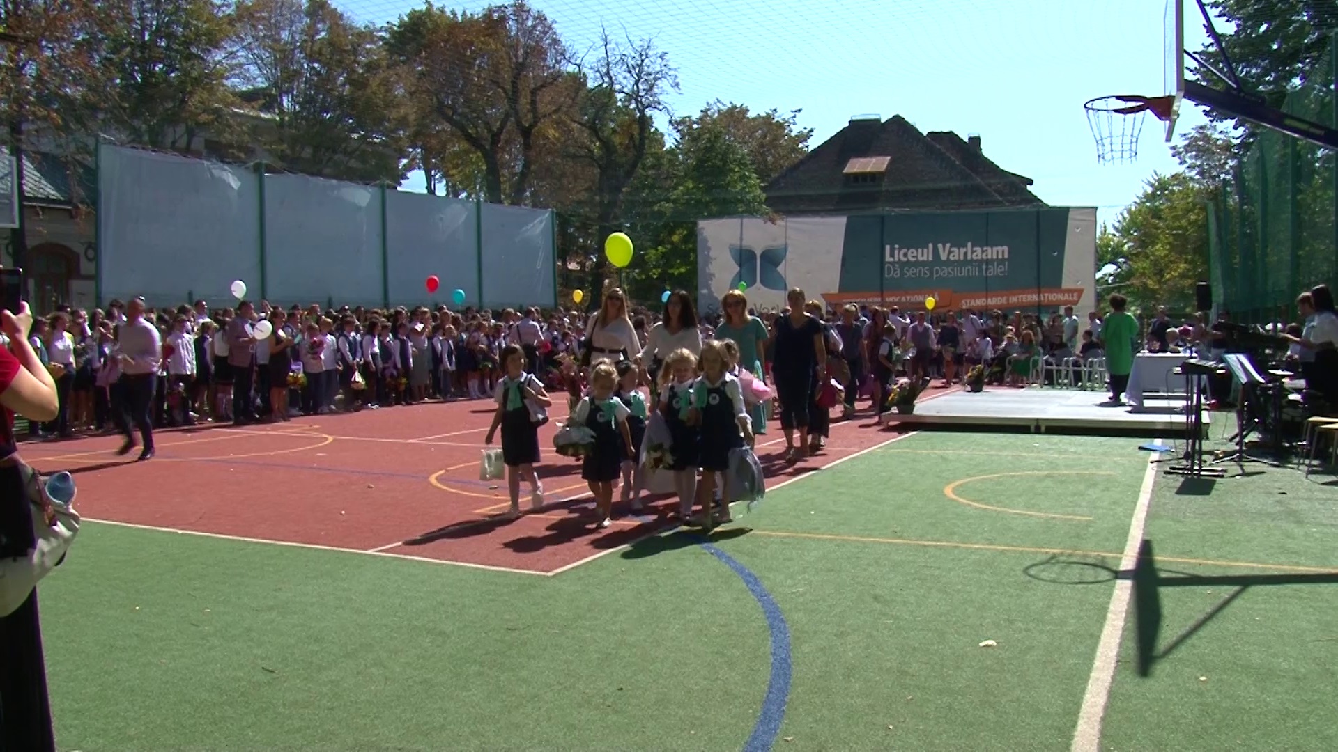 (Video) Deschiderea anului școlar la Școala Varlaam