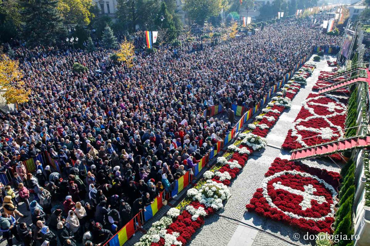 Ce sfinte moaște vor fi aduse în acest an la Iași, de hramul Sfintei Cuvioase Parascheva