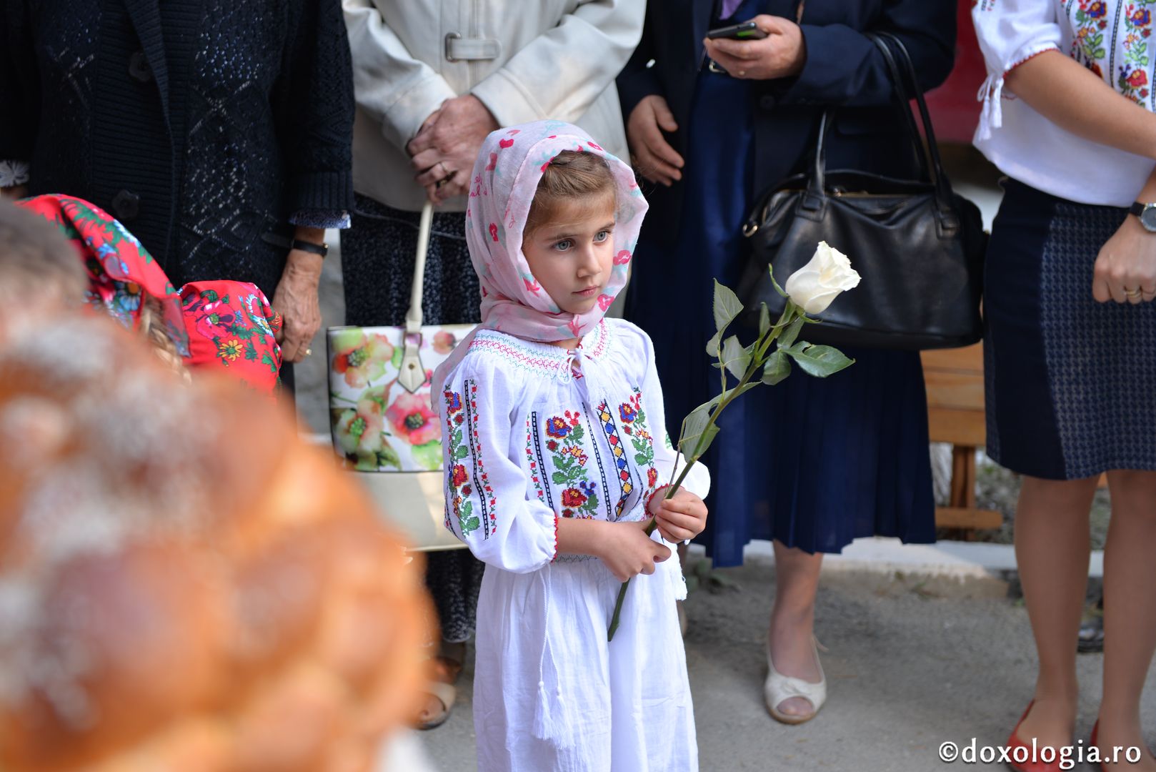 Slujbă arhierească la hramul Mănăstirii „Sfânta Cruce” din Brusturi – Neamț