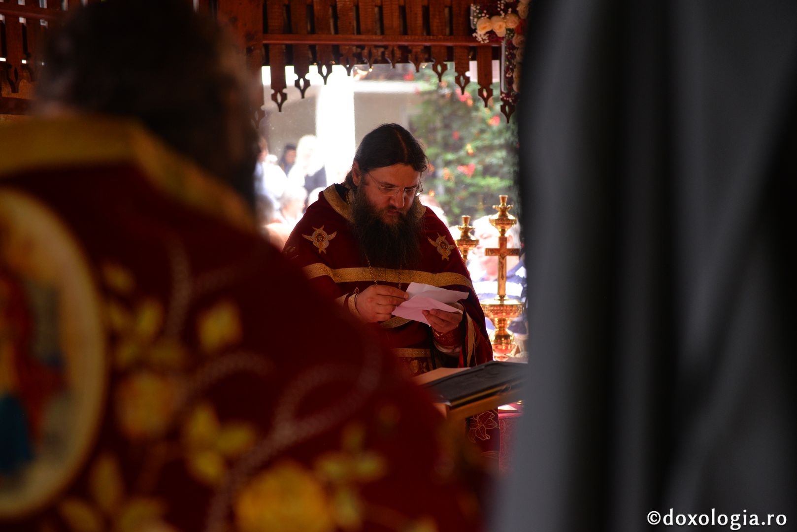 Slujbă arhierească la hramul Mănăstirii „Sfânta Cruce” din Brusturi – Neamț
