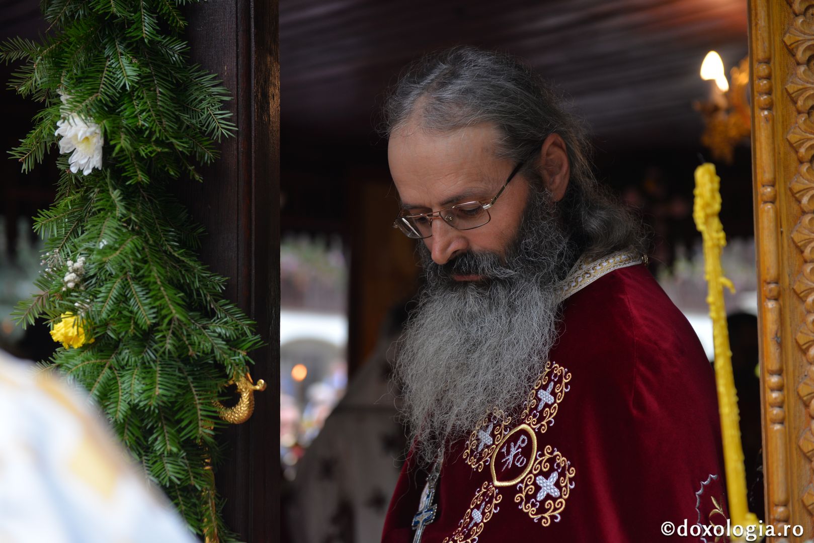 Slujbă arhierească la hramul Mănăstirii „Sfânta Cruce” din Brusturi – Neamț