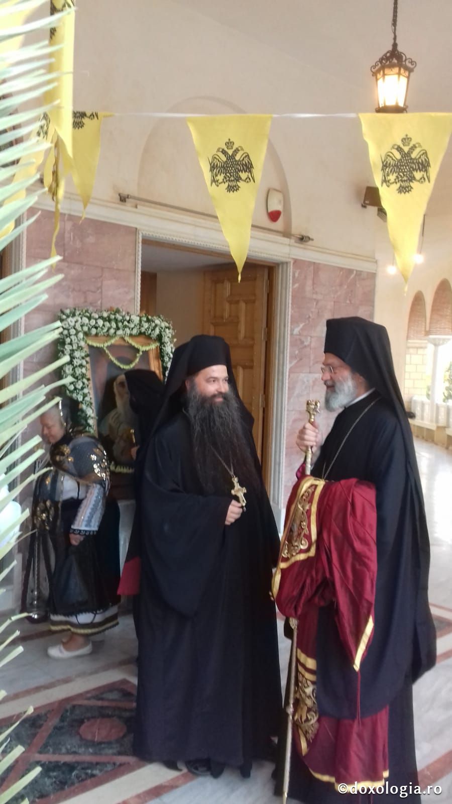 (Foto) Sărbătoarea mutării moaștelor Sfântului Ierarh Nectarie, Insula Eghina – 3 septembrie 2019