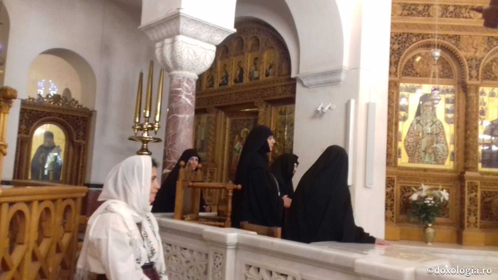 (Foto) Sărbătoarea mutării moaștelor Sfântului Ierarh Nectarie, Insula Eghina – 3 septembrie 2019