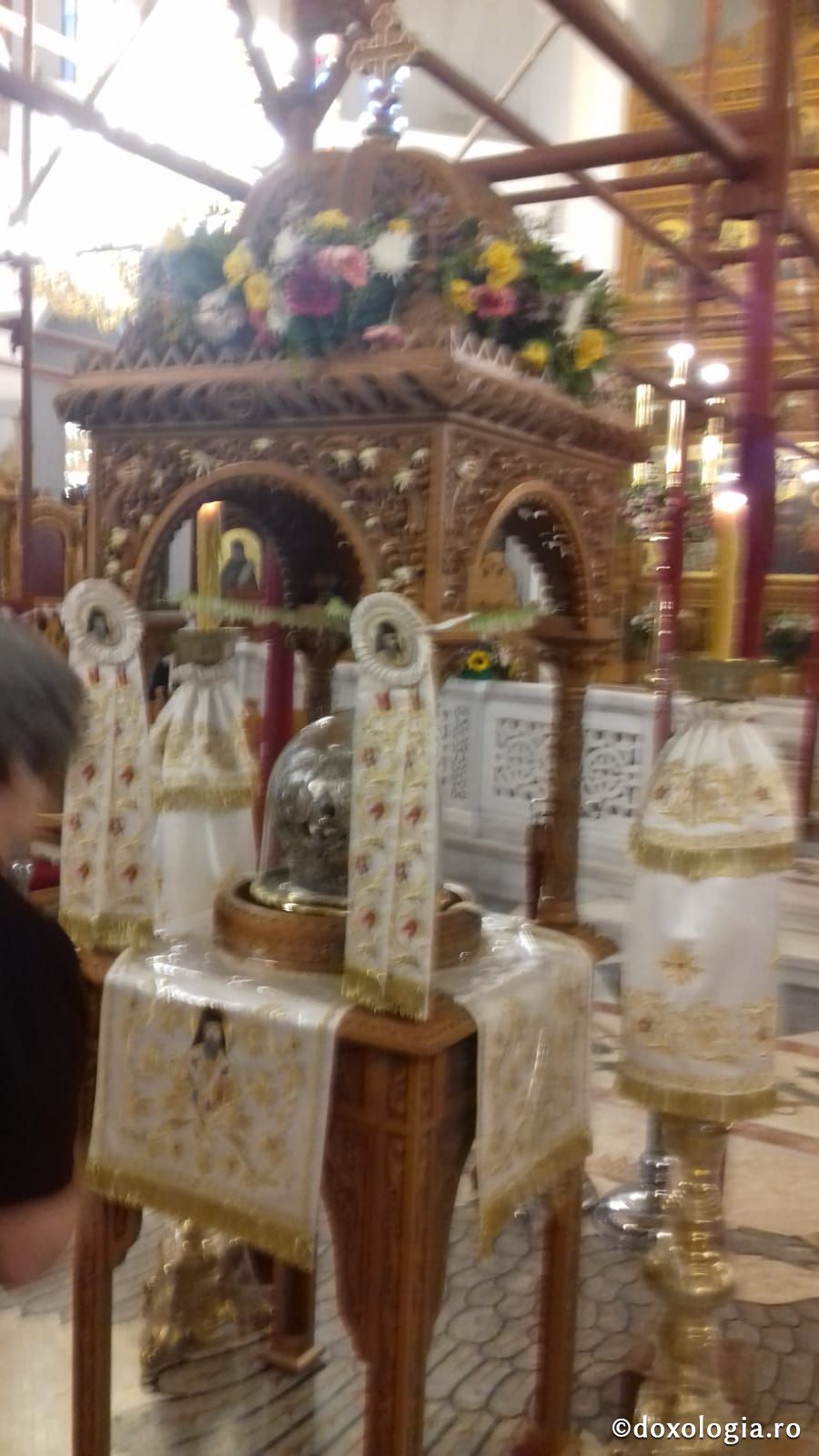 (Foto) Sărbătoarea mutării moaștelor Sfântului Ierarh Nectarie, Insula Eghina – 3 septembrie 2019