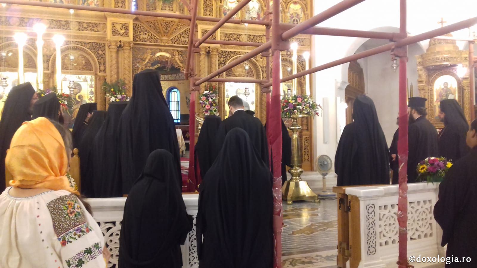 (Foto) Sărbătoarea mutării moaștelor Sfântului Ierarh Nectarie, Insula Eghina – 3 septembrie 2019