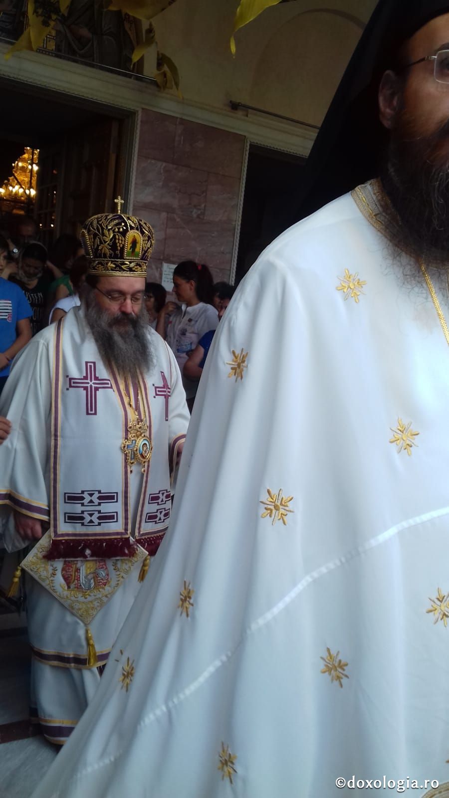 (Foto) Sărbătoarea mutării moaștelor Sfântului Ierarh Nectarie, Insula Eghina – 3 septembrie 2019