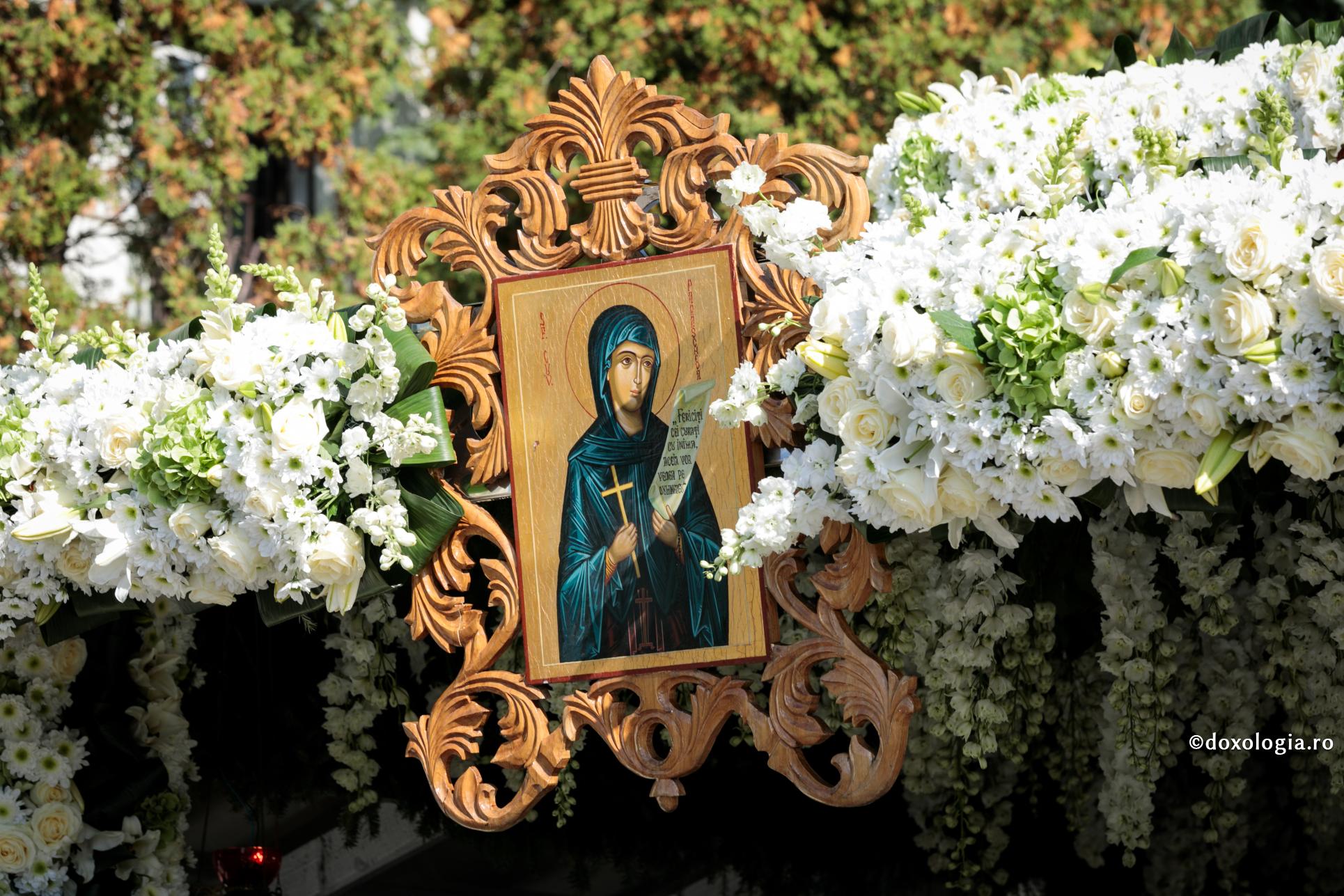 Programul hramului Sfintei Cuvioase Parascheva (11-15 octombrie 2019)