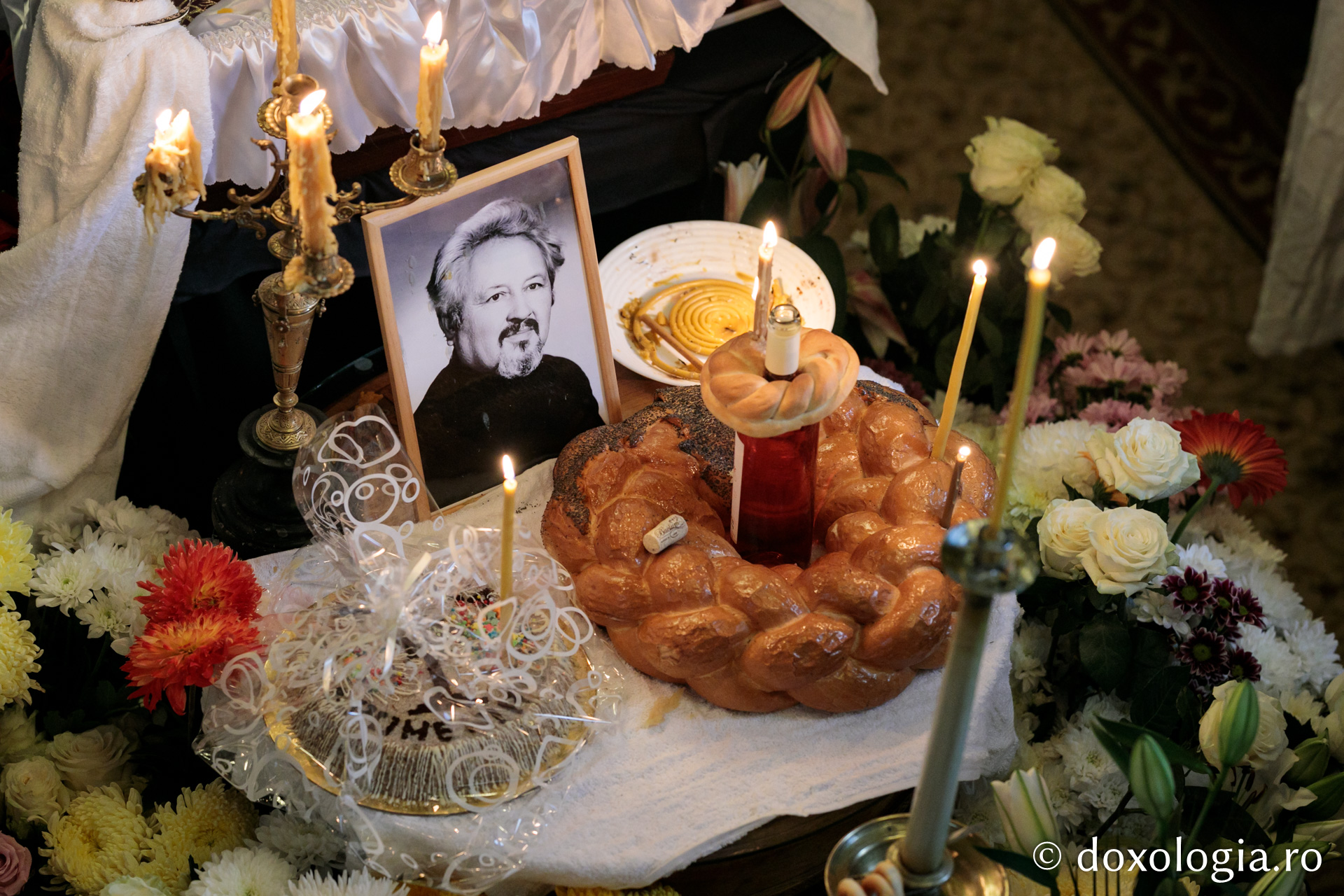 Părintele profesor Florin Bucescu a fost înmormântat