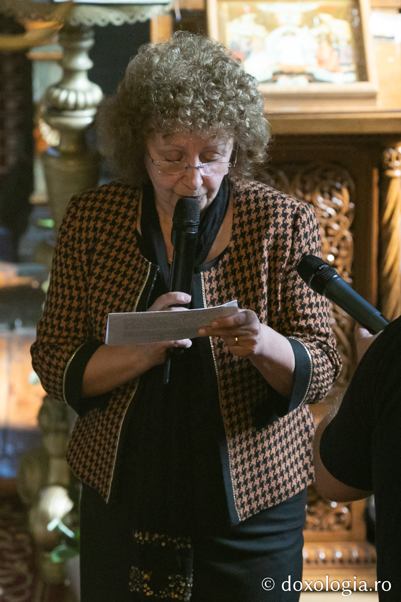 Părintele profesor Florin Bucescu a fost înmormântat