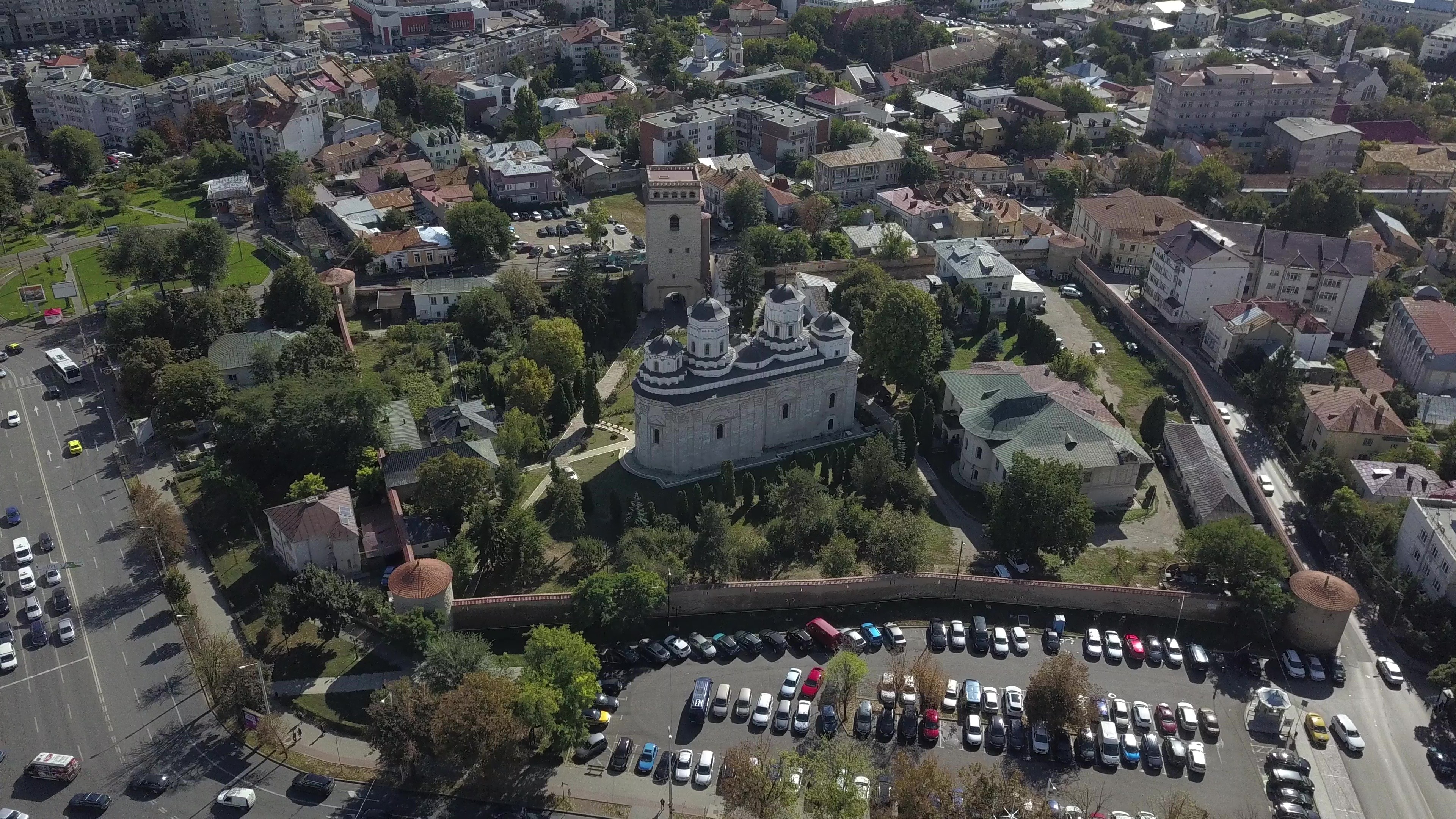 (Video) 10 lucruri despre Mănăstirea Golia