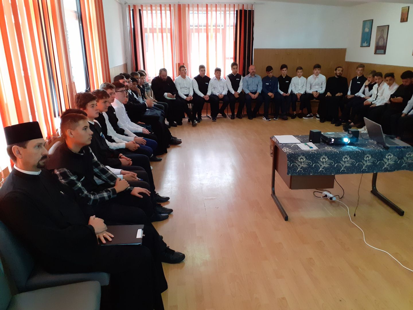 Program de mentorat pentru seminariile din Arhiepiscopia Iașilor