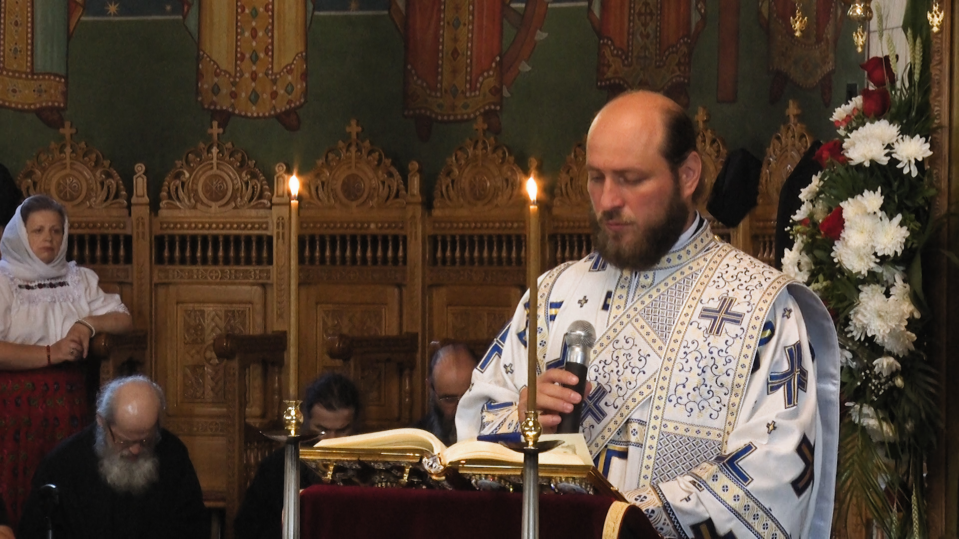 PS Macarie, la hramul Mănăstirii Sihăstria: „În aceste vremuri grele, când este atacată familia, când fetele tinere sunt răpite în amiaza mare, să strigăm către Preasfânta Născătoare de Dumnezeu”