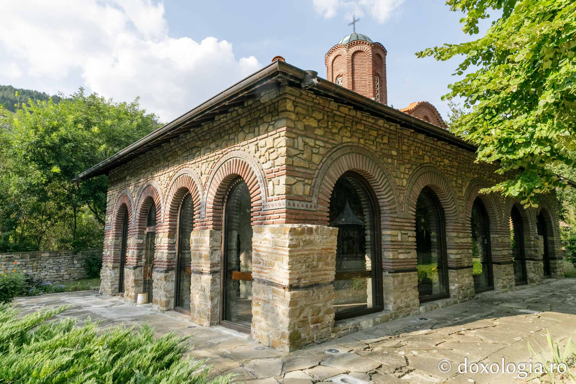 Biserica „Sfinții Apostoli Petru și Pavel” din Veliko Tărnovo, Bulgaria