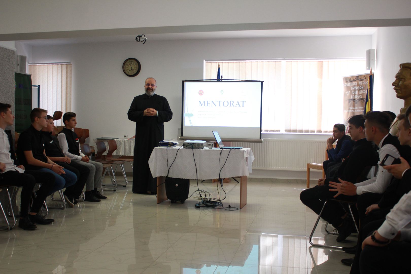 Program de mentorat pentru elevii de la Seminarul Teologic Dorohoi