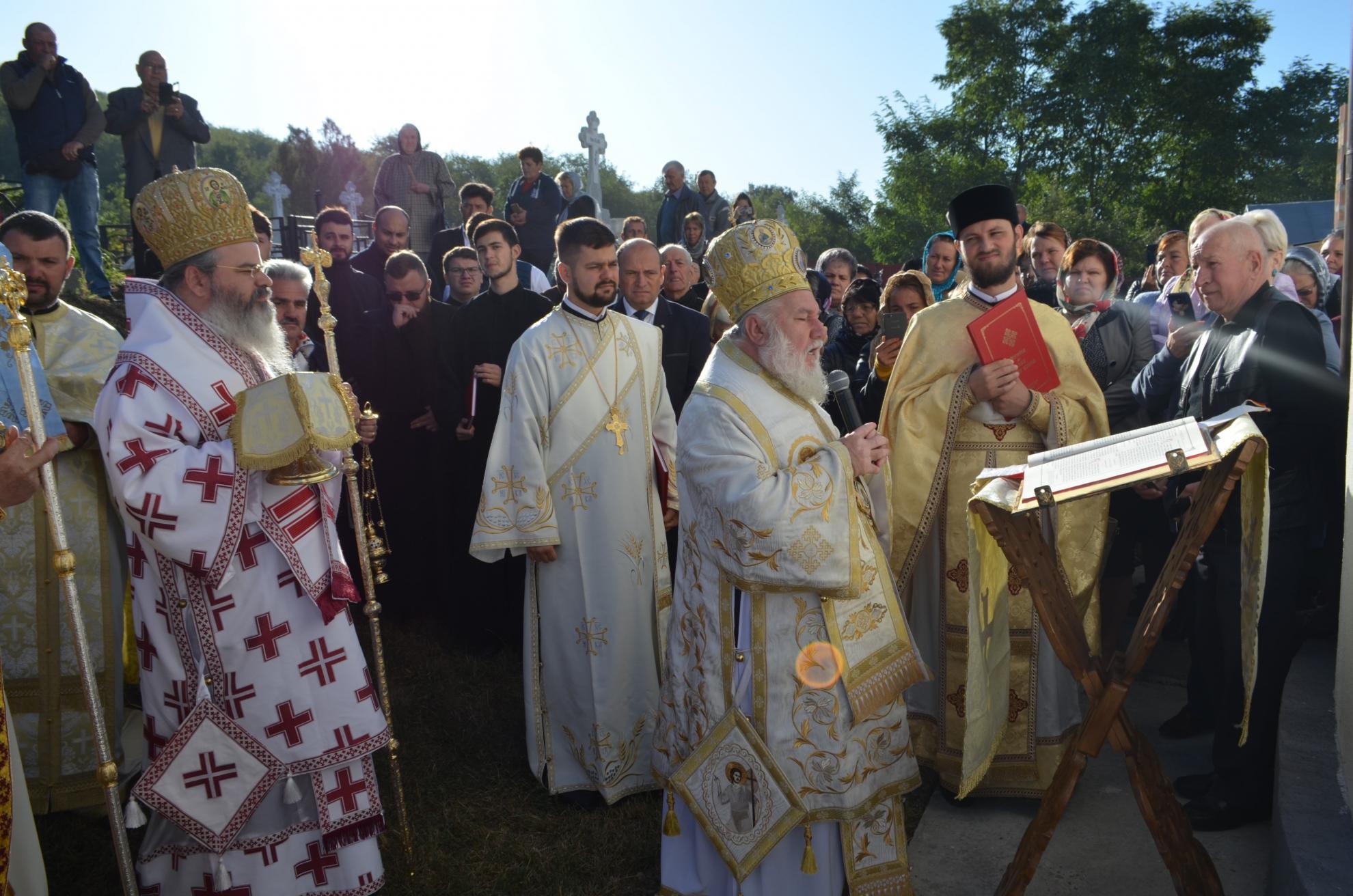 Binecuvântări arhiereşti în două eparhii ale Moldovei