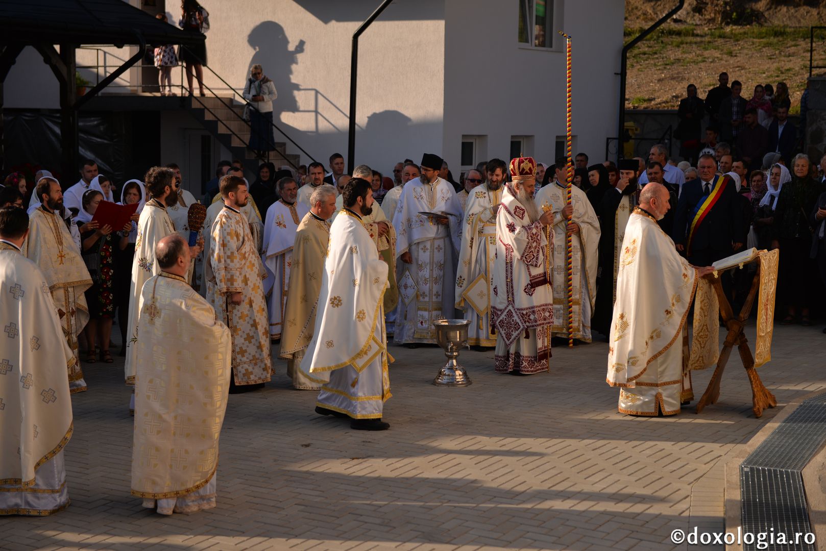 „Omul se leapădă de sine atunci când așează Sfânta Scriptura drept călăuză”