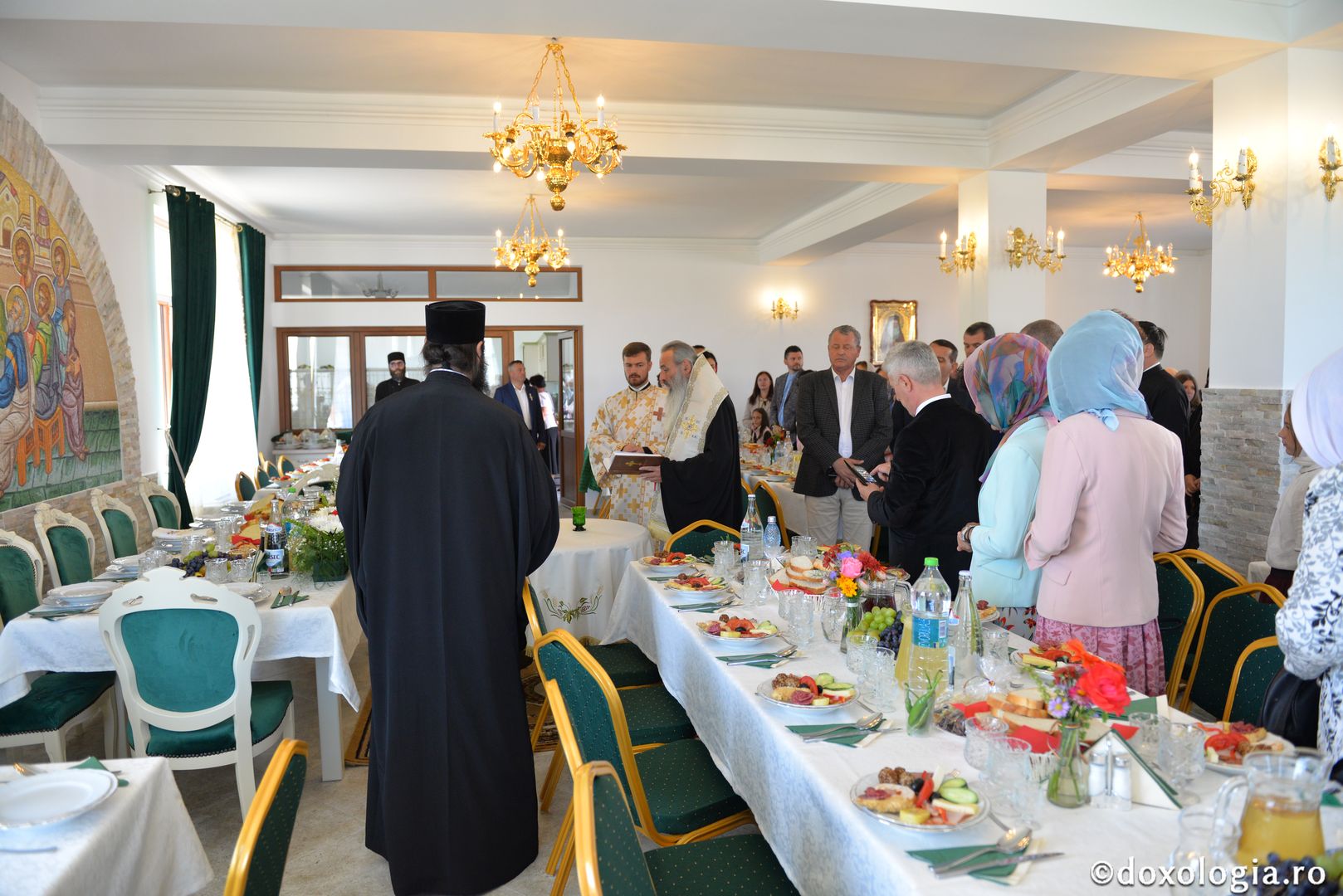 „Omul se leapădă de sine atunci când așează Sfânta Scriptura drept călăuză”