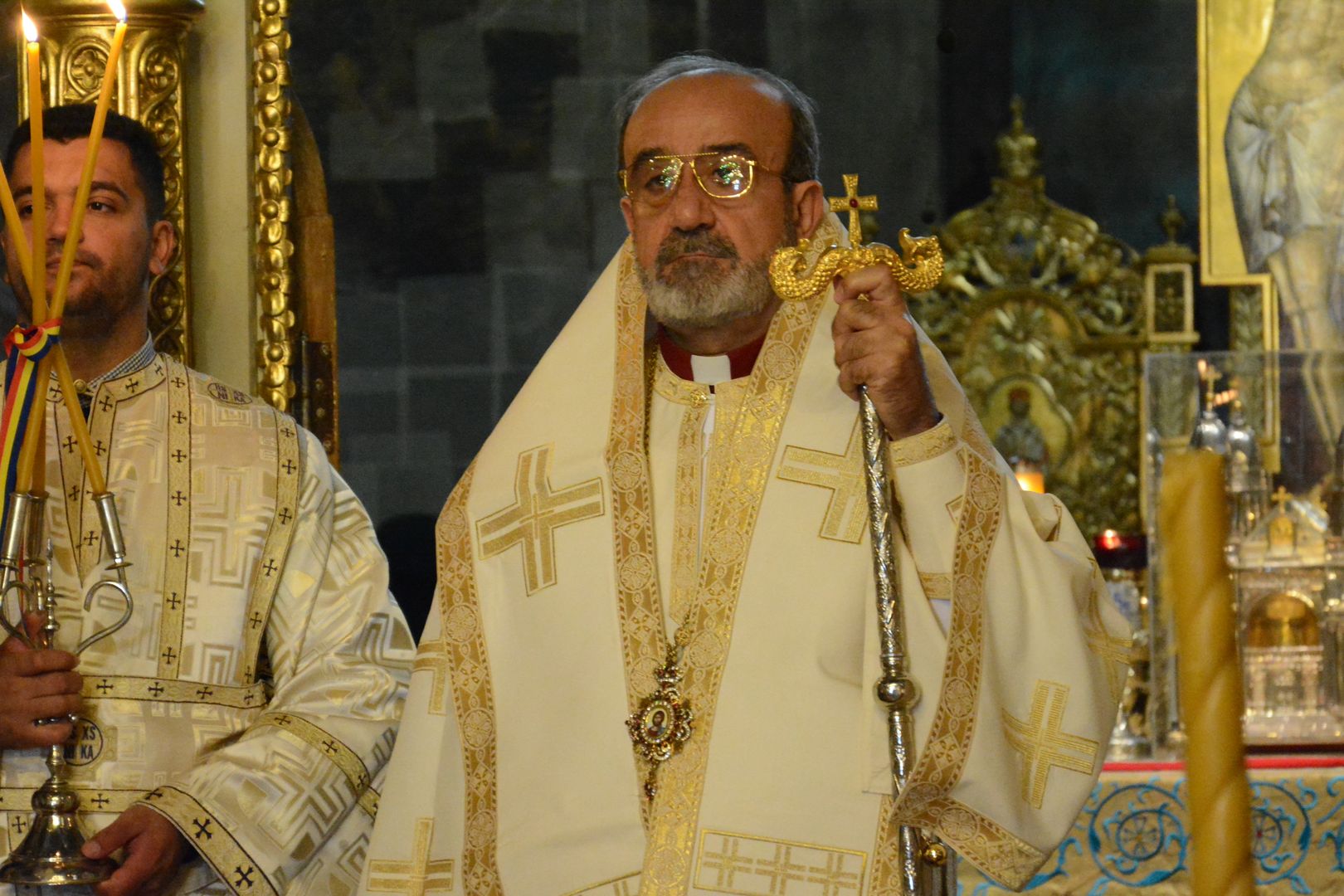 foto: Flavius Popa Doi arhierei ai Bisericii Cretei și Antiohiei au slujit în cetatea Iașilor