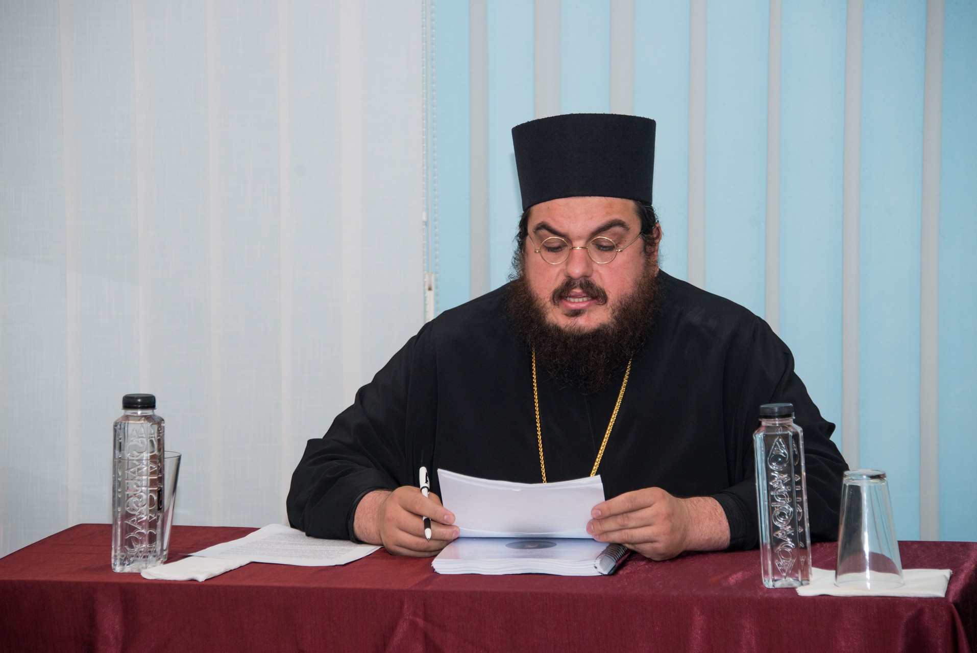 Teze susţinute public la Iaşi: printre noii doctori în Teologie, şi directorul general TRINITAS TV Teze susţinute public la Iaşi: printre noii doctori în Teologie, şi directorul general TRINITAS TV