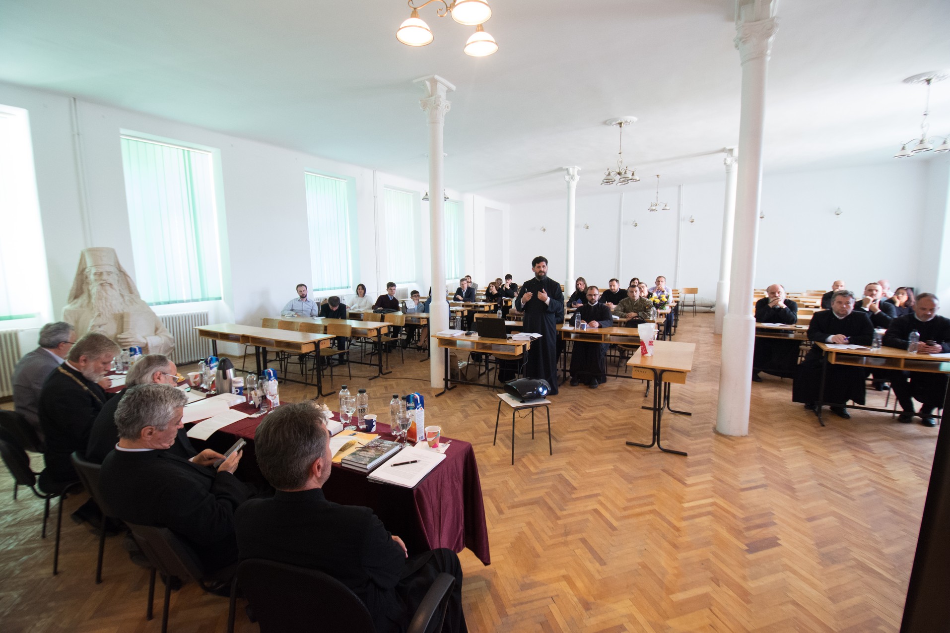 Trei noi doctori în Teologie, apreciaţi de membrii comisiei la Iaşi