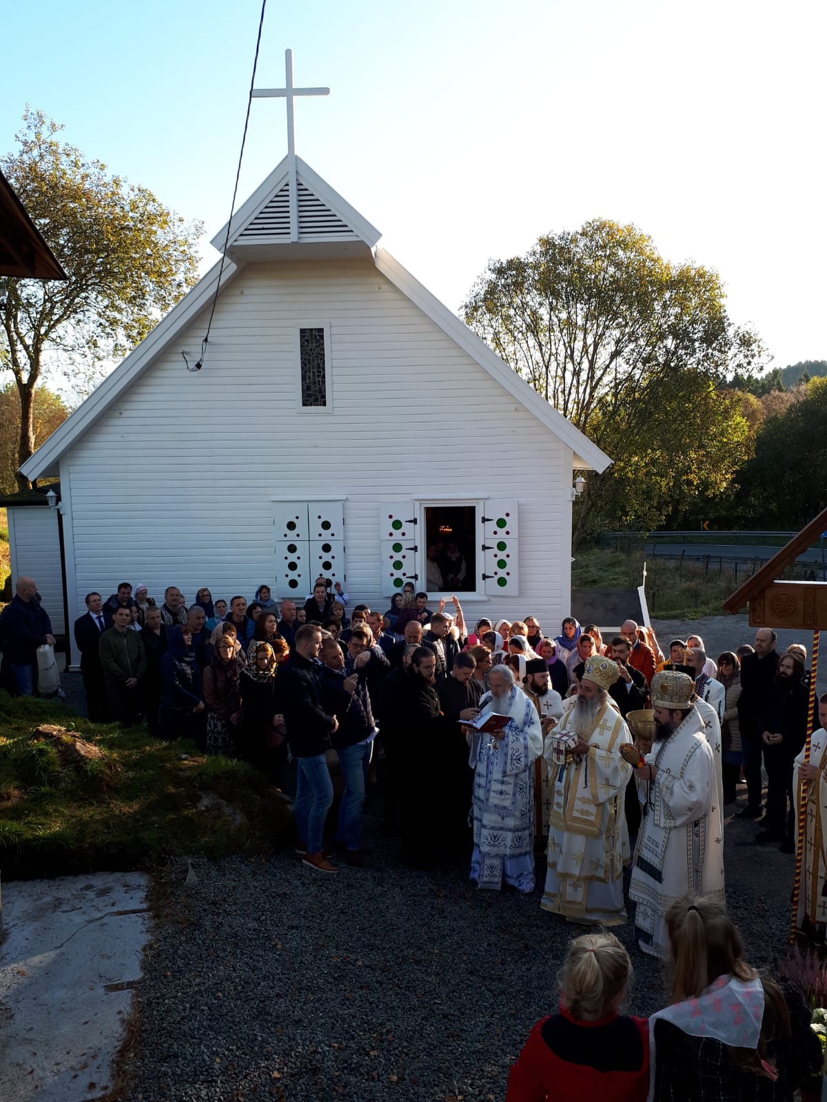 Înaltpreasfințitul Părinte Teofan a participat la sfințirea primei biserici ortodoxe românești din Regatul Norvegiei Înaltpreasfințitul Părinte Teofan a participat la sfințirea primei biserici ortodoxe românești din Regatul Norvegiei