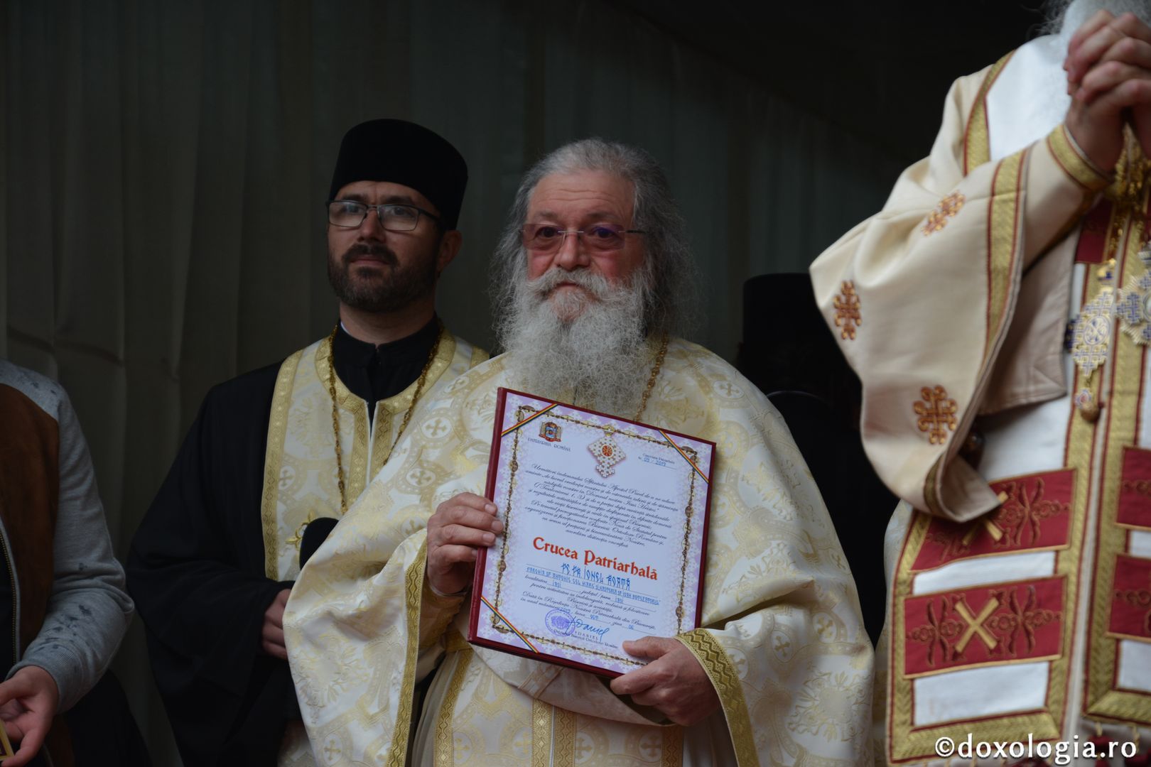 Paraclisul Parohiei „Sfântul Antonie” din Iași a primit veșmântul sfințirii